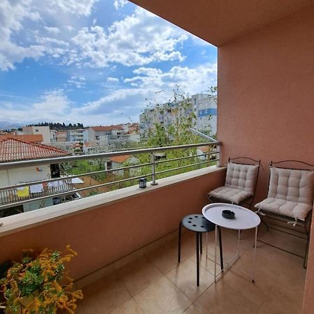 Apartment Slava - Close To The Mall Split Buitenkant foto
