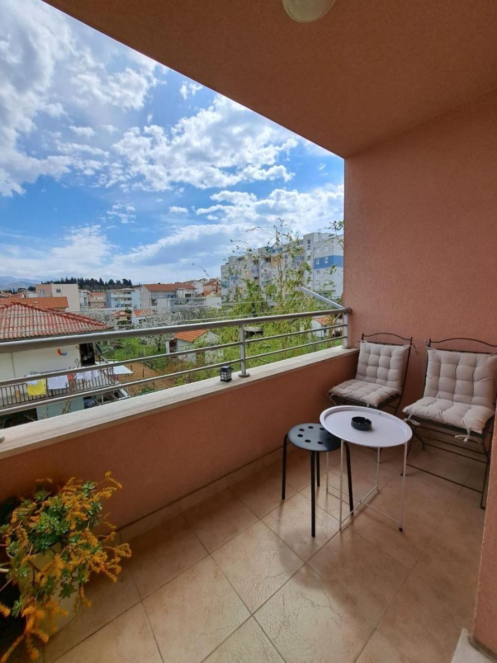 Apartment Slava - Close To The Mall Split Buitenkant foto